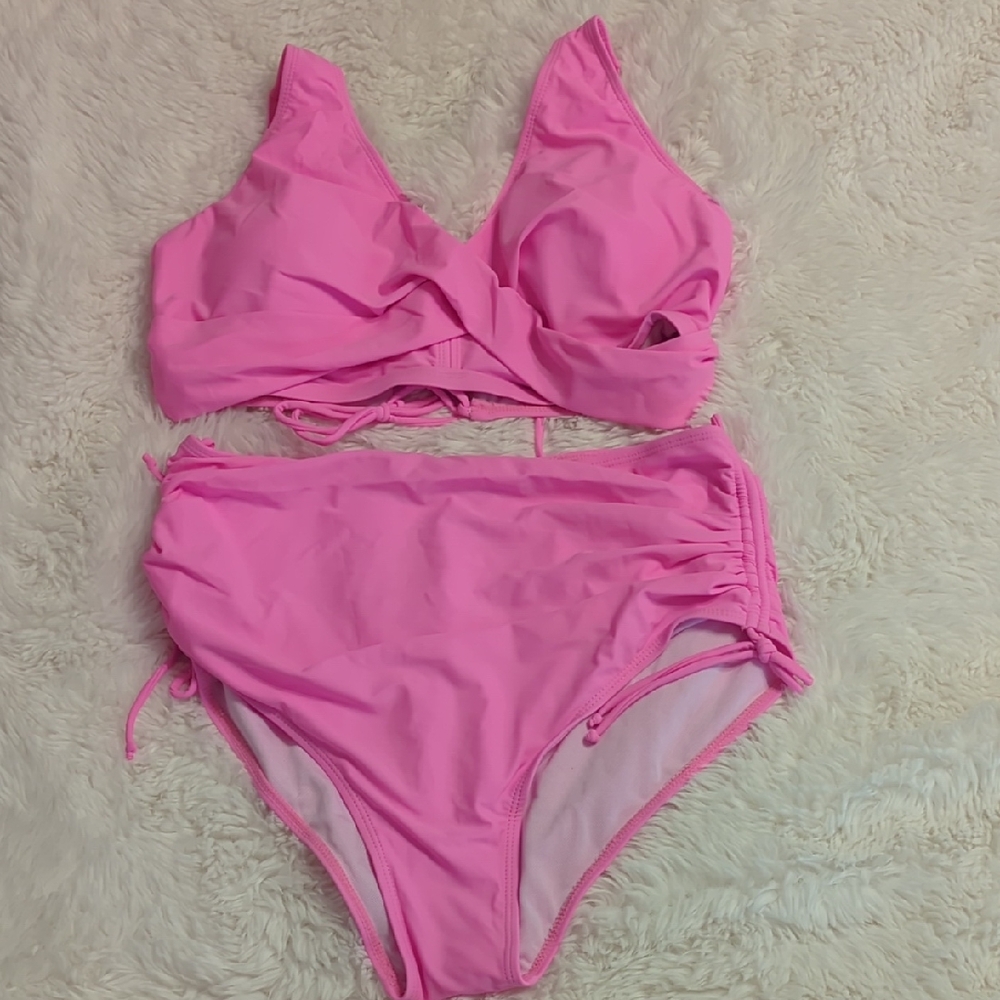 NWT! GORGEOUS Pink Bikini Set